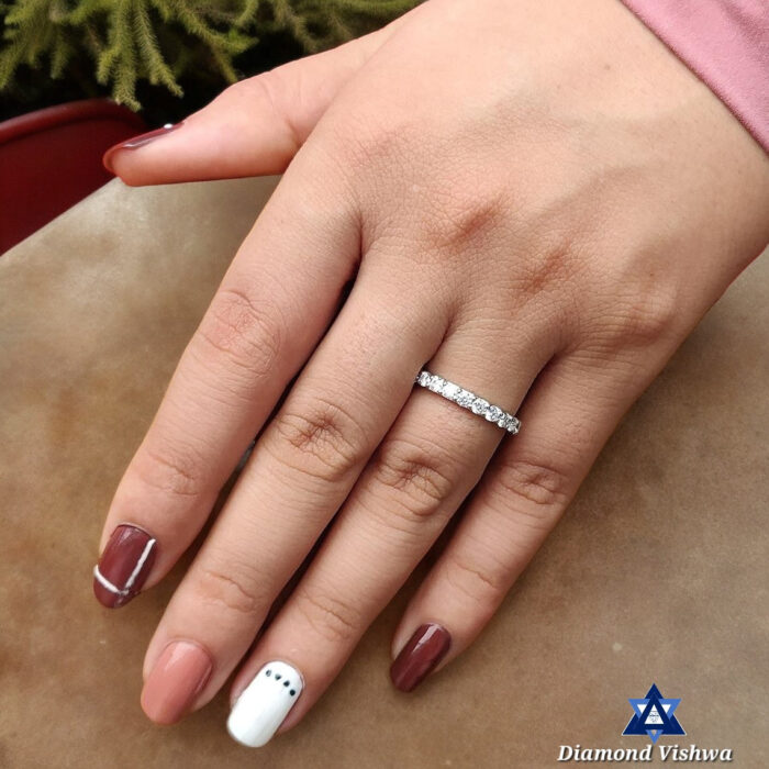 2.5mm 1.39 Carat Colorless Lab Grown Diamond Full Eternity Wedding Band Ring in 14K Gold - Image 4