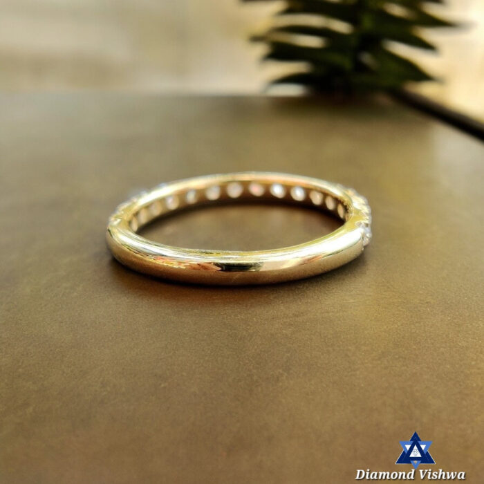 1.7mm Colorless Lab-Grown Diamond Half Eternity Comfort Fit Shared Prong Wedding Anniversary Band in 14K Yellow Gold - Image 4