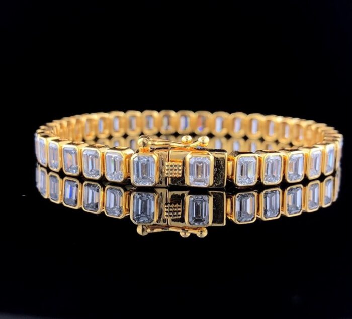 Emerald Moissanite Diamond Tennis Bracelet, Luxurious Gold Bezel Set, Elegant Jewelry for Women, Perfect Anniversary Gift - Image 6