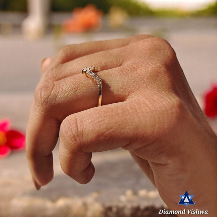 0.27 CT Baguette & Round Lab Grown Diamond V-Shaped Chevron Wedding Band - Image 3